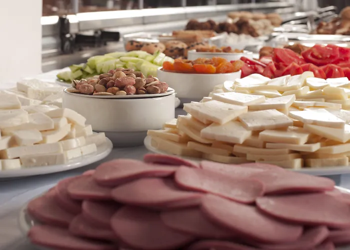 Отель Yayla Измир